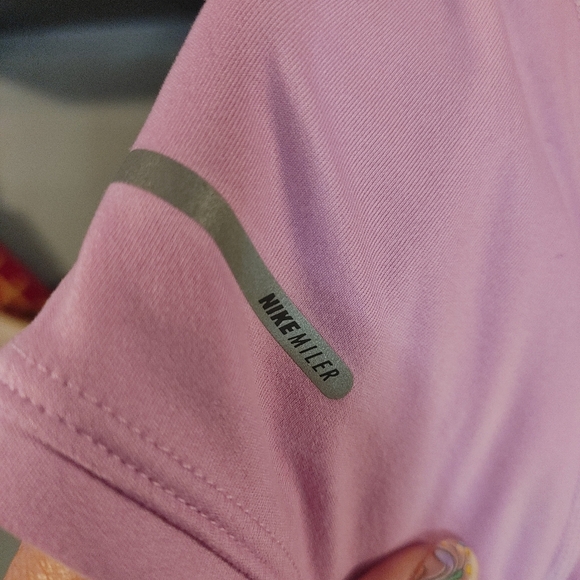 Nike Pink and Purple Fitted Short Sleeve Tee, Size Small - Picture 3 of 6